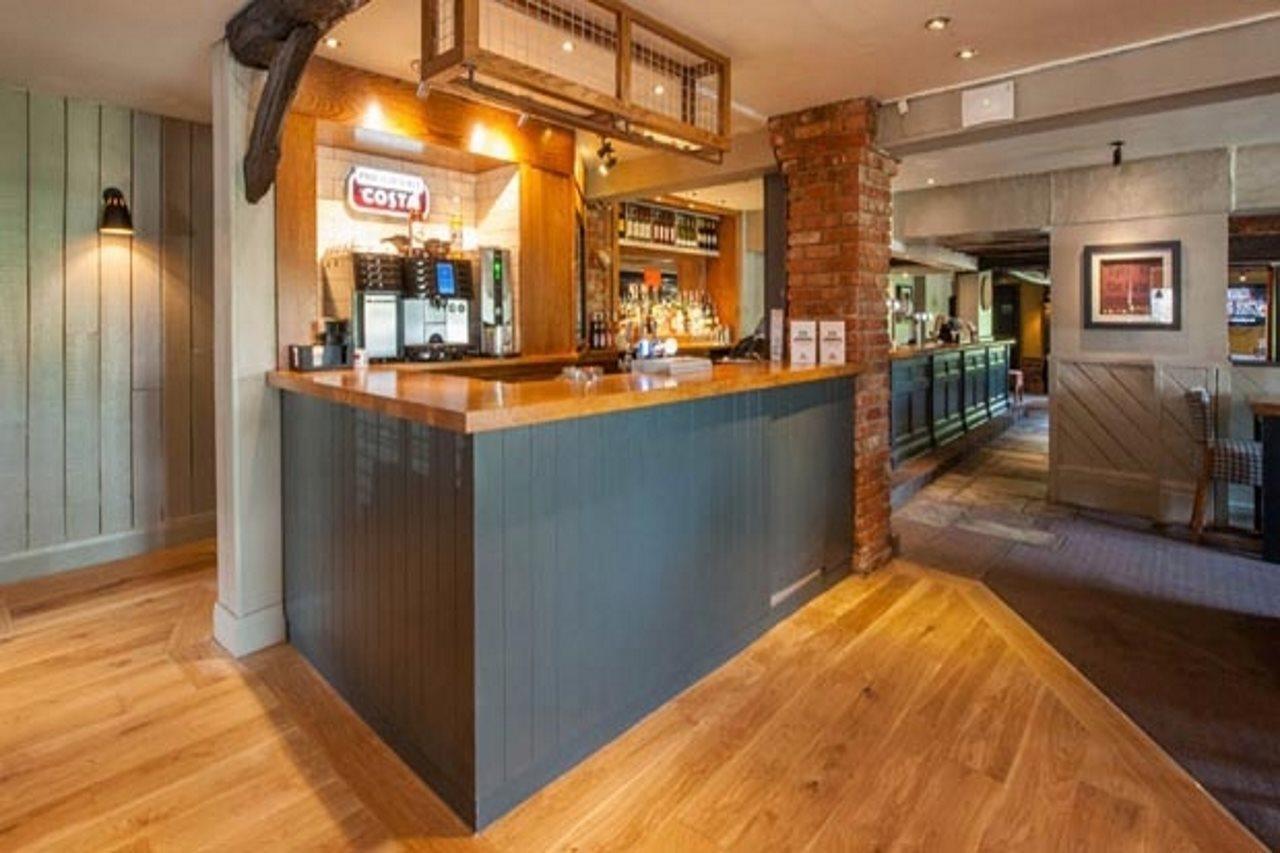 Premier Inn Gloucester Exteriör bild